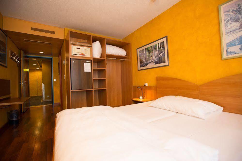 Hotel California Zurich Exterior photo